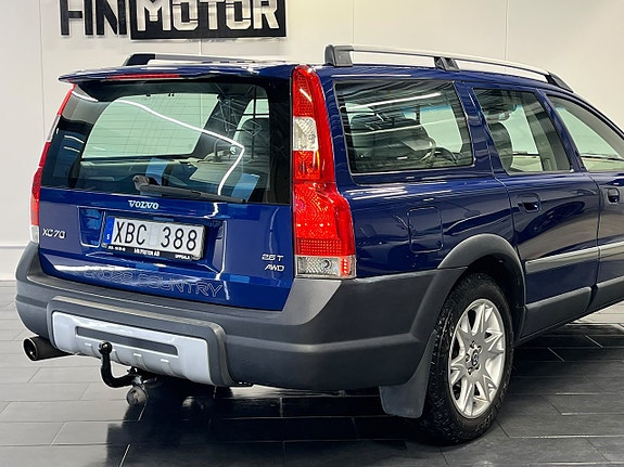 Volvo XC70 7 of 25
