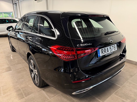 Mercedes-Benz C300 d 5 of 13