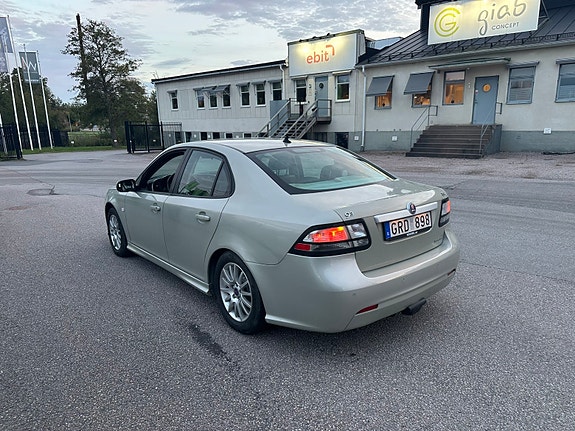 Saab 9-3 2 of 6
