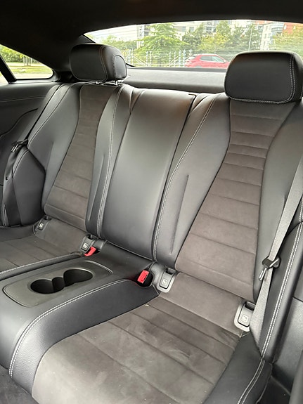 Mercedes-Benz E220 d 5 of 6