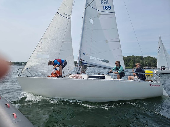 Albin Express SWE 169 – kappseglingsutrustad & komplett 11 of 12