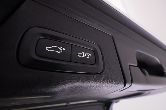 Volvo XC60 19 of 22