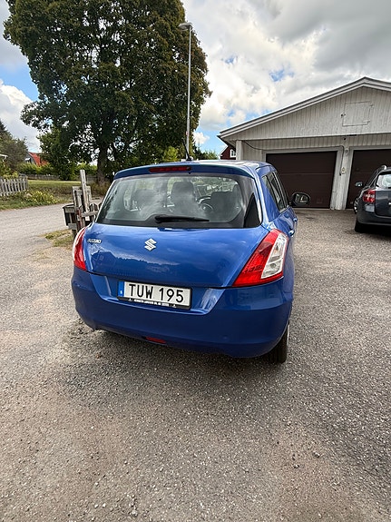 Suzuki Swift 4 of 8