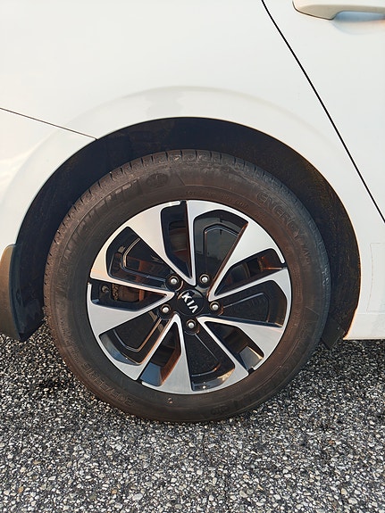Kia Ceed 9 of 12