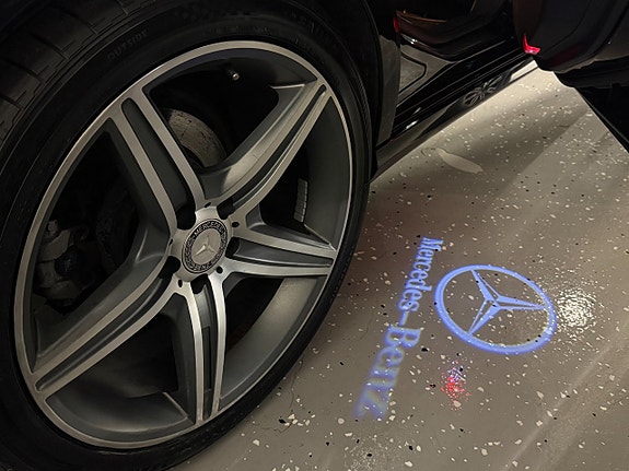 Mercedes-Benz E220 9 of 26