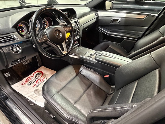 Mercedes-Benz E220 24 of 26