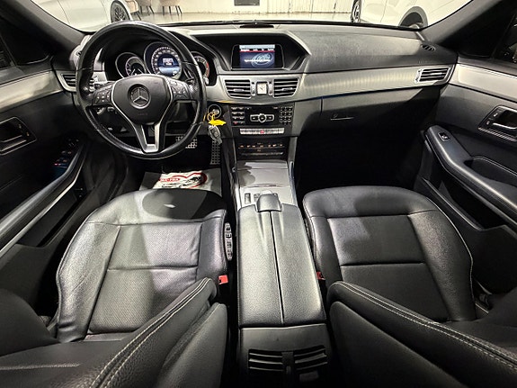 Mercedes-Benz E220 10 of 26
