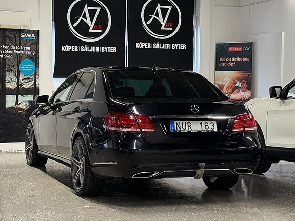 Mercedes-Benz E220 5 of 26