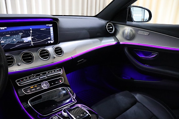 Mercedes-Benz E220 d 27 of 30