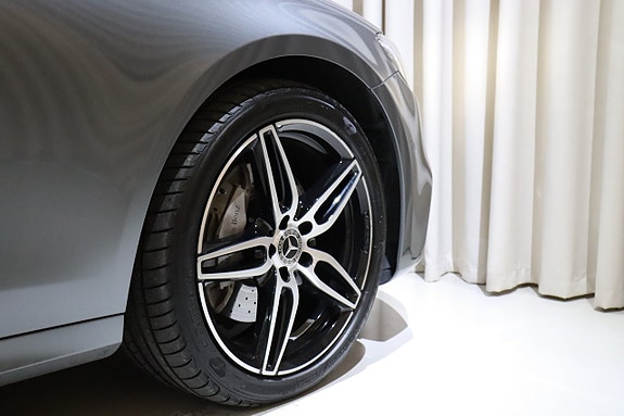 Mercedes-Benz E220 d 13 of 30