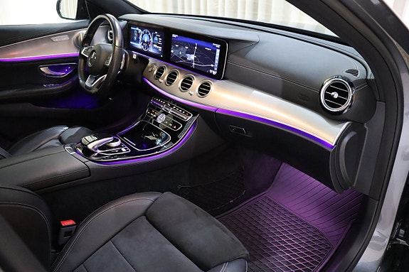 Mercedes-Benz E220 d 28 of 30