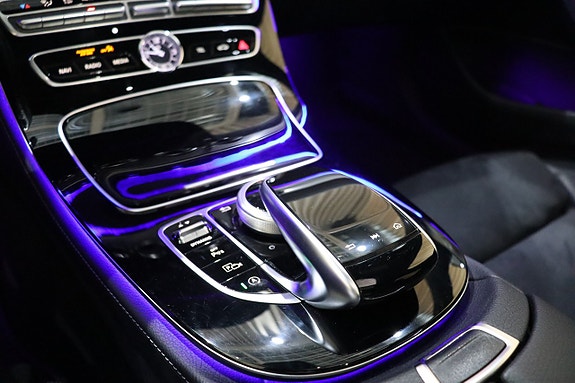Mercedes-Benz E220 d 26 of 30