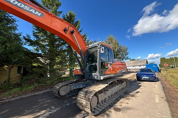 Doosan DX 255 LC-5 2 of 24