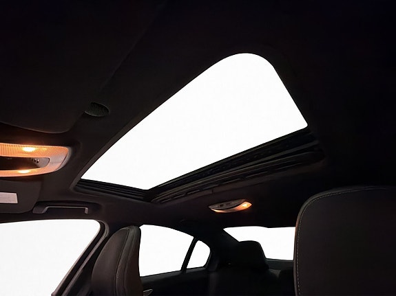 Volvo S60 17 of 29