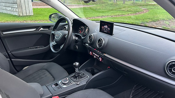 Audi A3 8 of 10