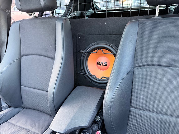 BMW 120d 6 of 8