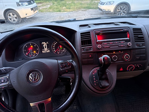 Volkswagen Transporter 7 of 7