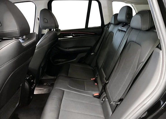 BMW X3 11 of 11