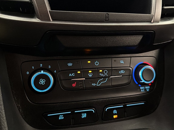 Ford Transit Connect 24 of 29