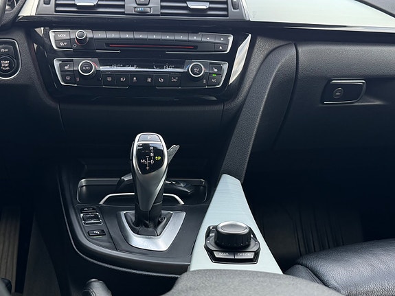 BMW 320d 14 of 21