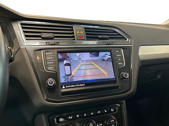 Volkswagen Tiguan 13 of 15