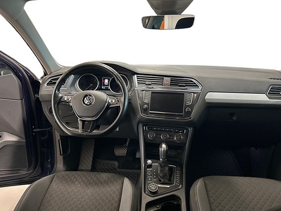 Volkswagen Tiguan 11 of 15