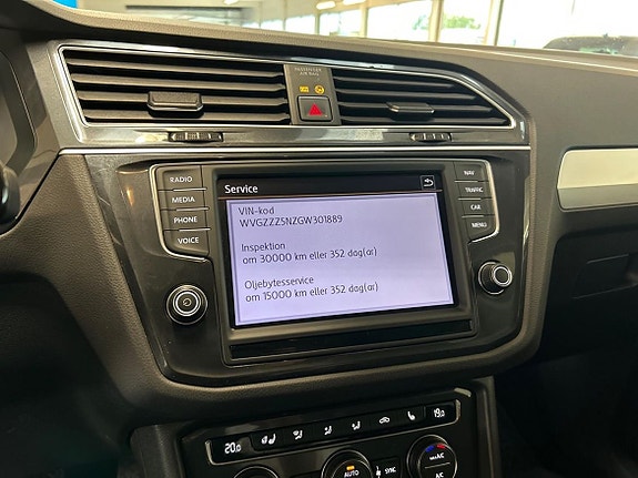 Volkswagen Tiguan 15 of 15