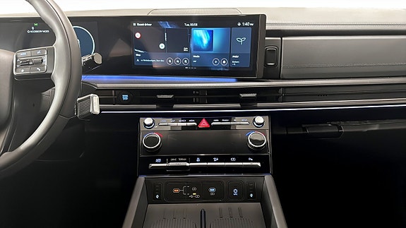 Hyundai Santa Fe 12 of 12