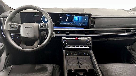 Hyundai Santa Fe 4 of 12