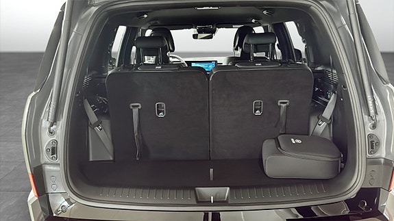 Hyundai Santa Fe 10 of 12