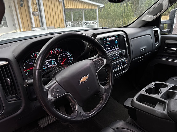 Chevrolet Silverado 3500 6 of 7