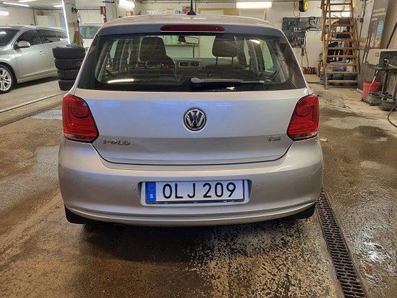 Volkswagen Polo 8 of 14