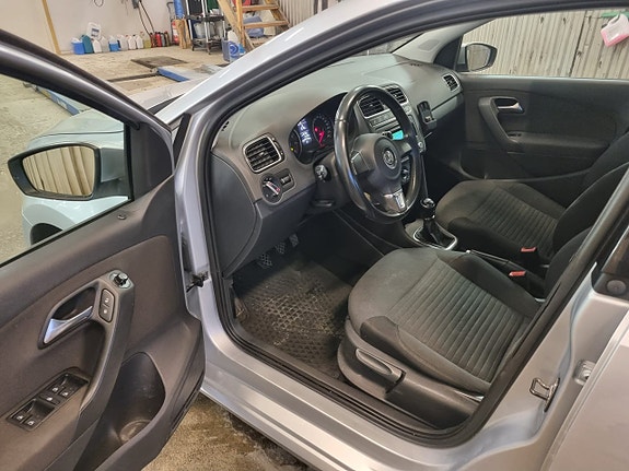 Volkswagen Polo 14 of 14