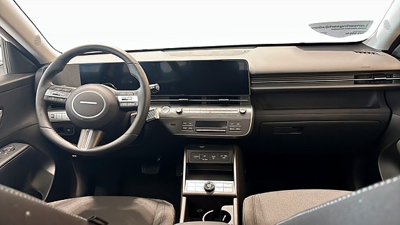 Hyundai Kona 4 of 12