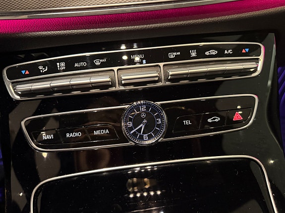 Mercedes-Benz E220 d 24 of 29