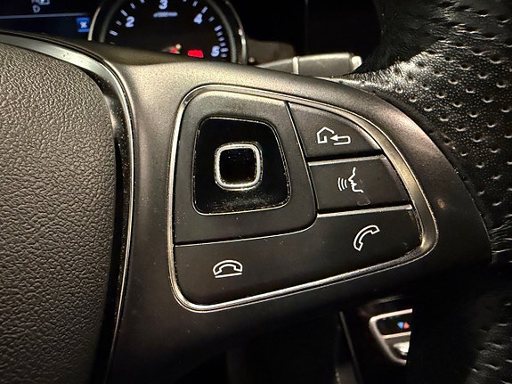 Mercedes-Benz E220 d 16 of 29