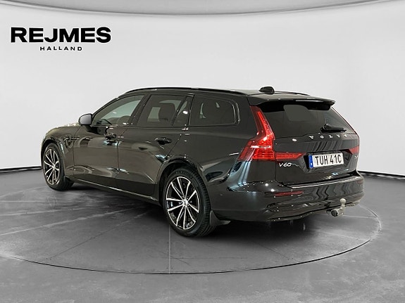 Volvo V60 2 of 13