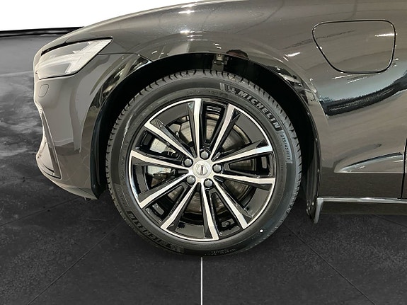 Volvo V60 9 of 13