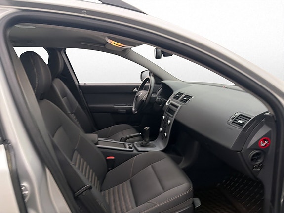 Volvo V50 17 of 22