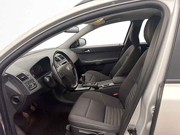 Volvo V50 12 of 22
