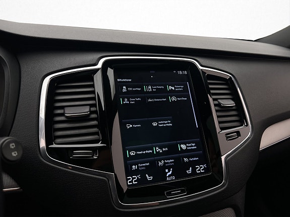Volvo XC90 28 of 30