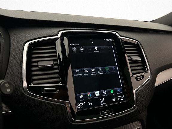 Volvo XC90 27 of 30