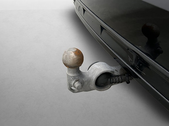 Volvo XC90 13 of 30