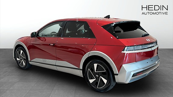 Hyundai Ioniq 5 2 of 12