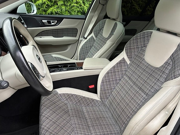 Volvo V60 4 of 6