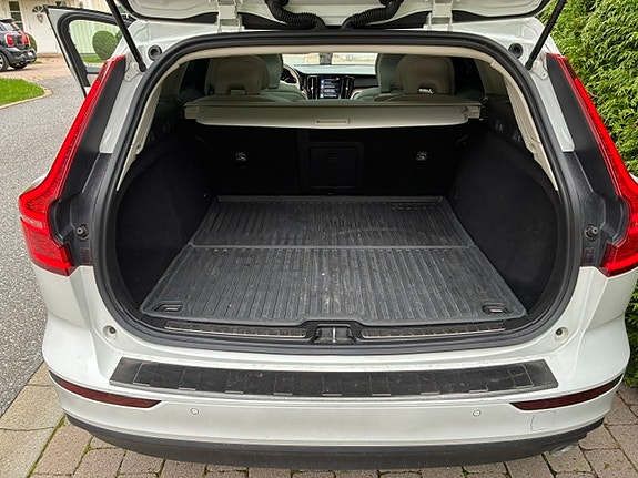 Volvo V60 3 of 6