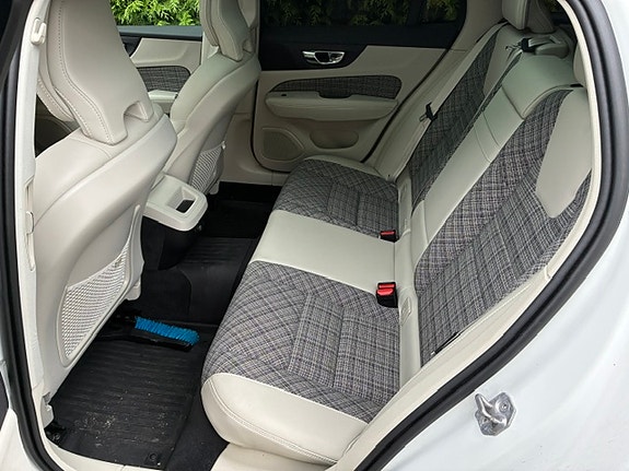 Volvo V60 5 of 6
