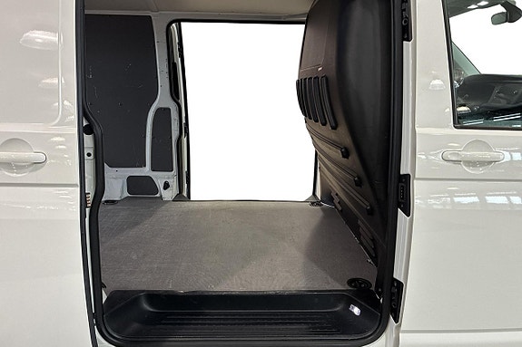 Volkswagen Transporter 4 of 11