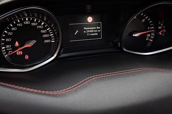 Peugeot 308 SW 22 of 24