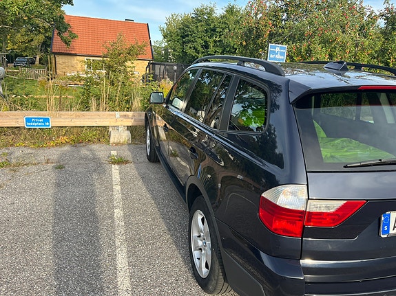 BMW X3 11 of 12